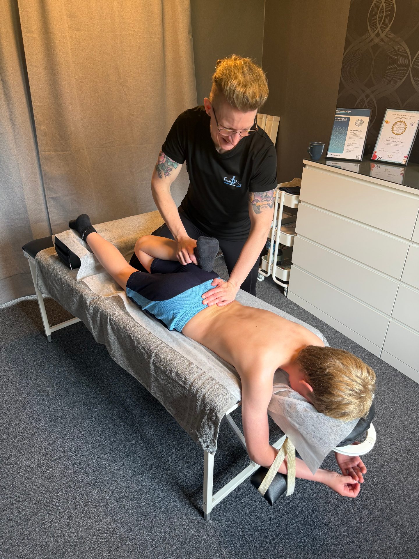 Klassisk svensk massagebehandling hos Team Pilla